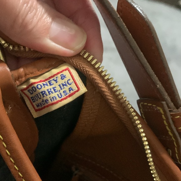 Vintage Dooney And Bourke Hobo Back - Picture 7 of 7